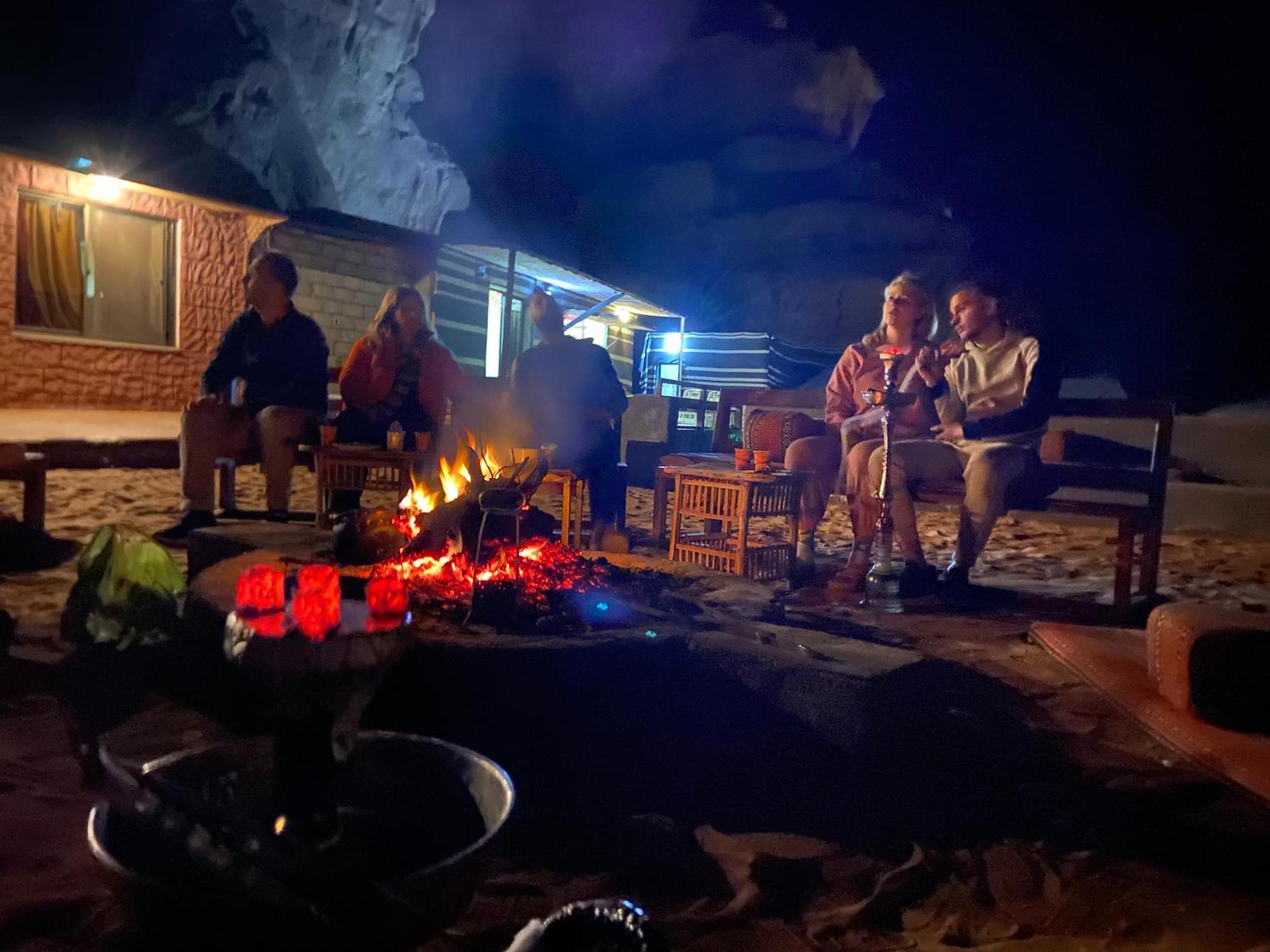 Faisal Wadi Rum Camp Hotel Kültér fotó