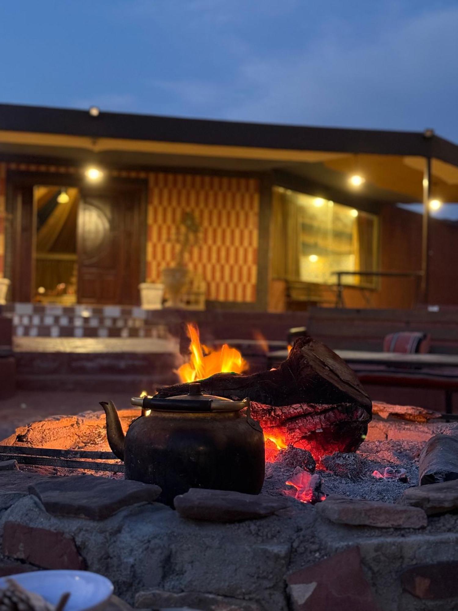 Faisal Wadi Rum Camp Kültér fotó