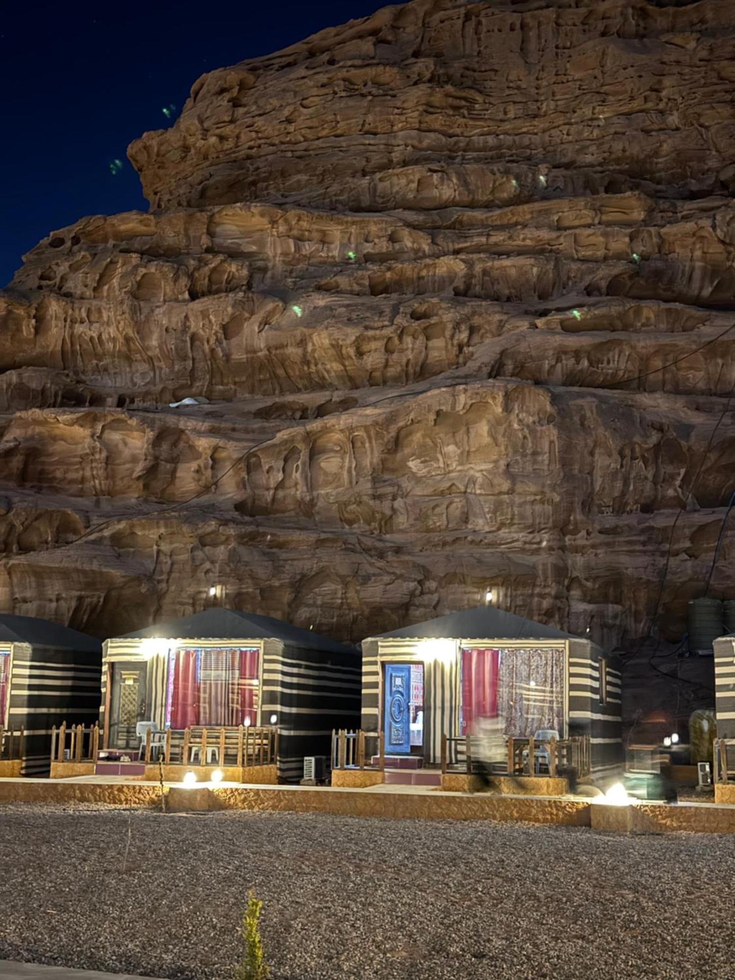 Faisal Wadi Rum Camp Kültér fotó